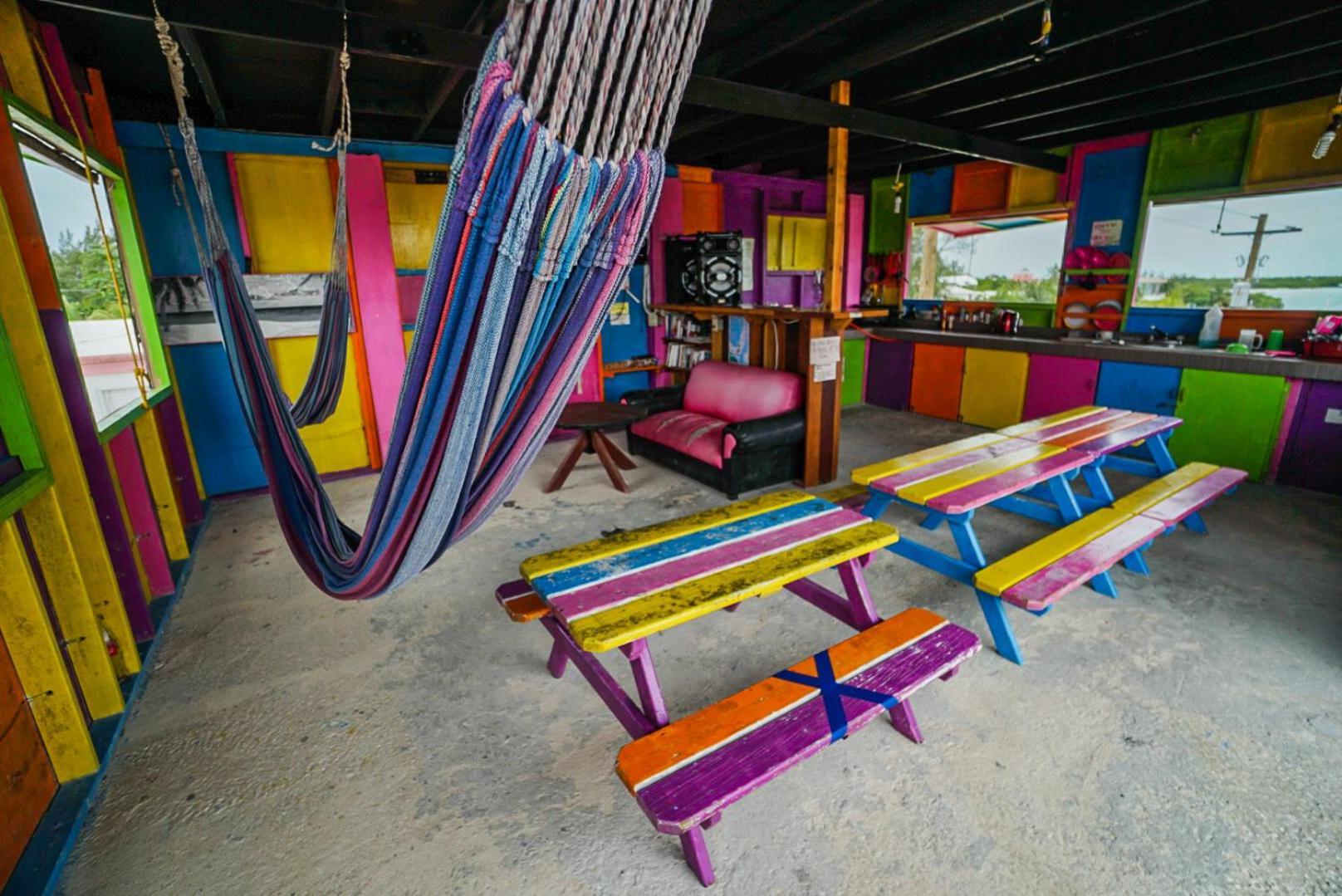 Travellers Palm Backpackers Vandrerhjem Caye Caulker Eksteriør bilde